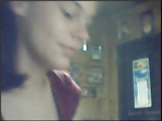 គិនុប្ឋសិចរន្ធគូថរុស្ស៊ីវ័យជំទង់មេមាន់នៅលើបណ្តាញកាមេរ៉ា